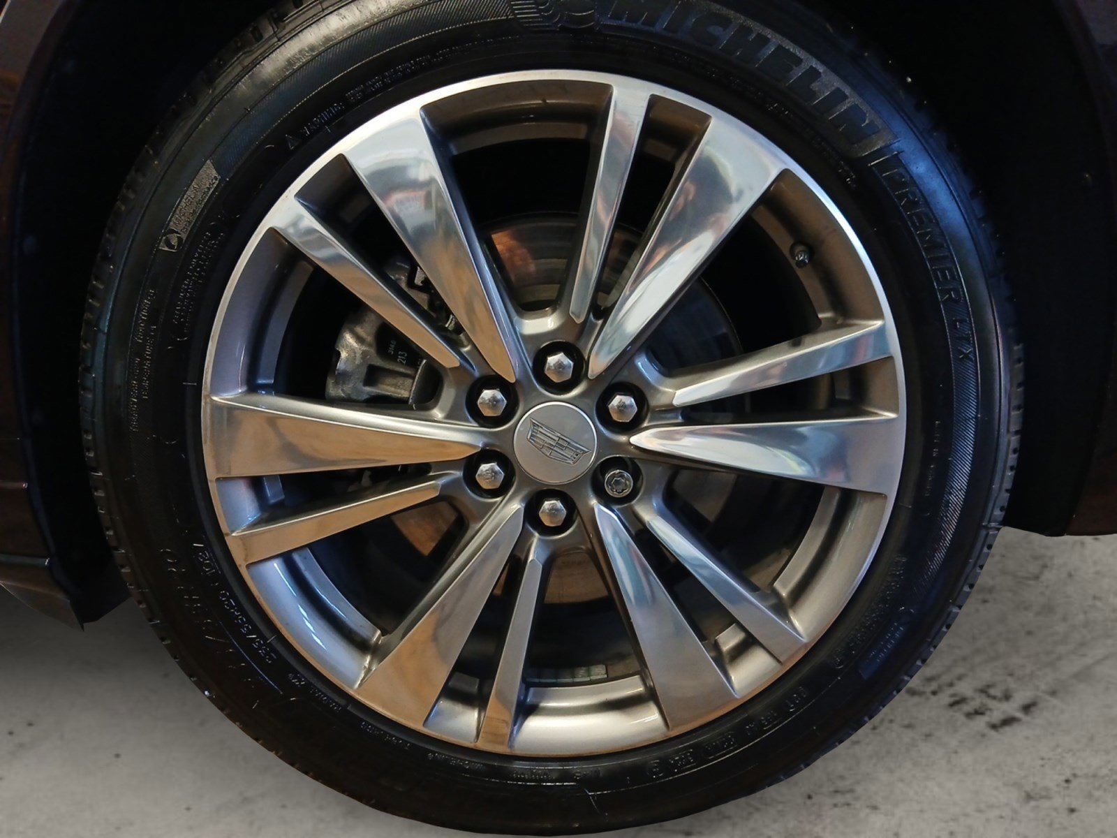 Used 2021 Cadillac XT6 Premium Luxury image 14