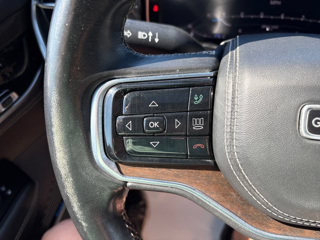 Used 2022 Jeep Grand Wagoneer Series II AWD/4WD image 11
