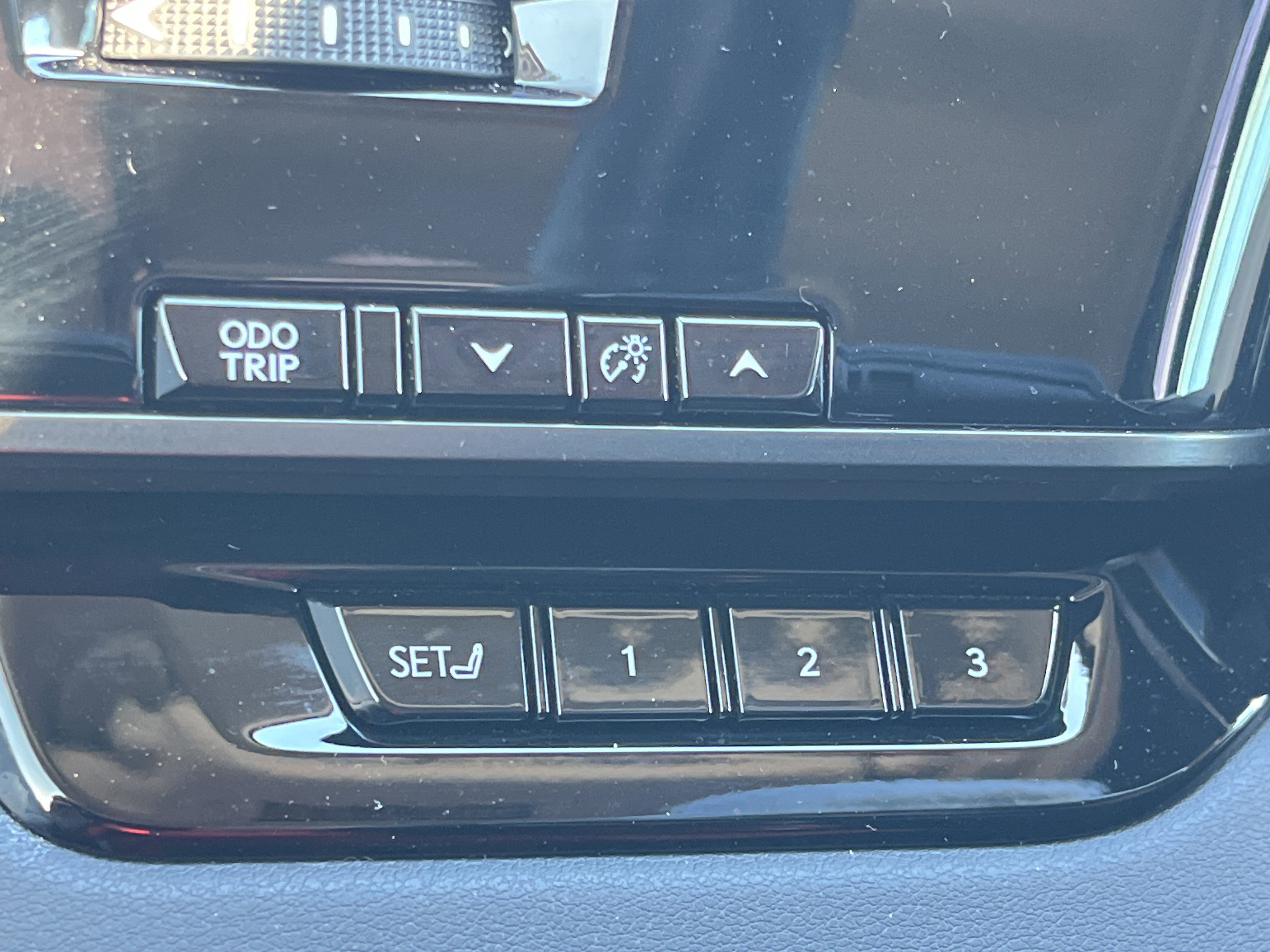 Used 2024 Lexus RX 350 Premium w/ Accessory Package (Z1) image 14
