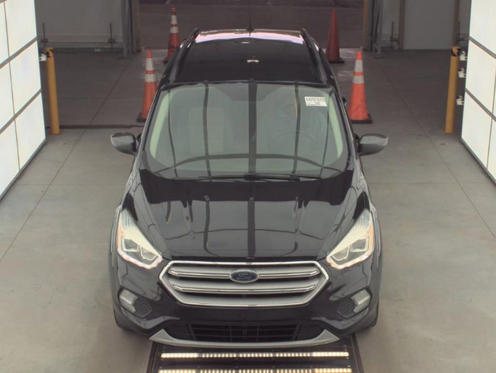 Used 2019 Ford Escape SEL AWD/4WD image 2