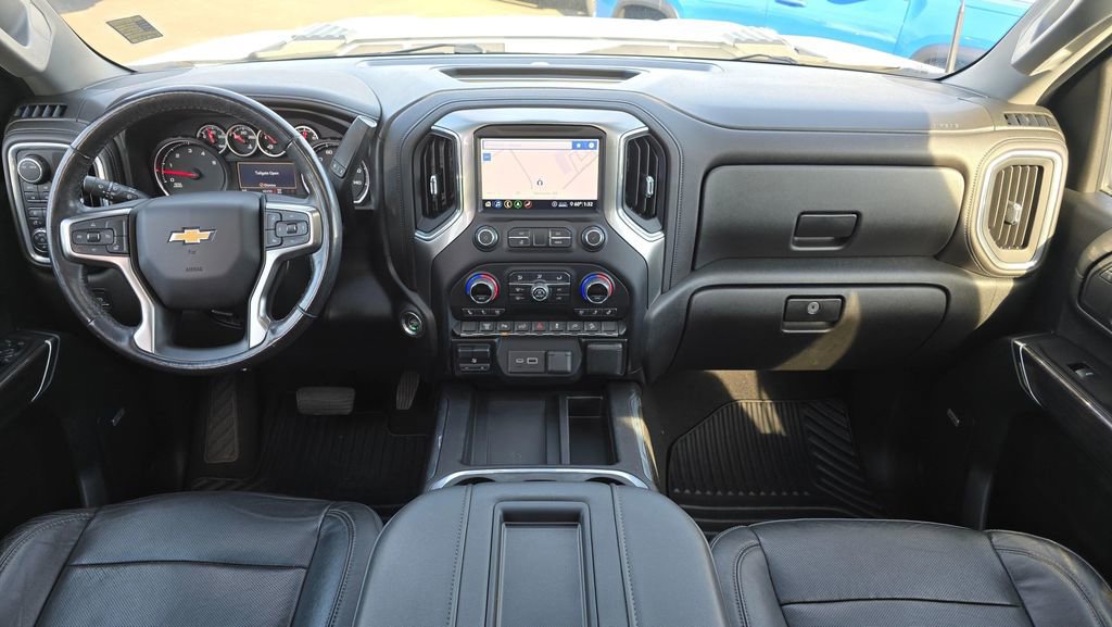 Used 2020 Chevrolet Silverado 2500 LTZ w/ LTZ Plus Package image 18