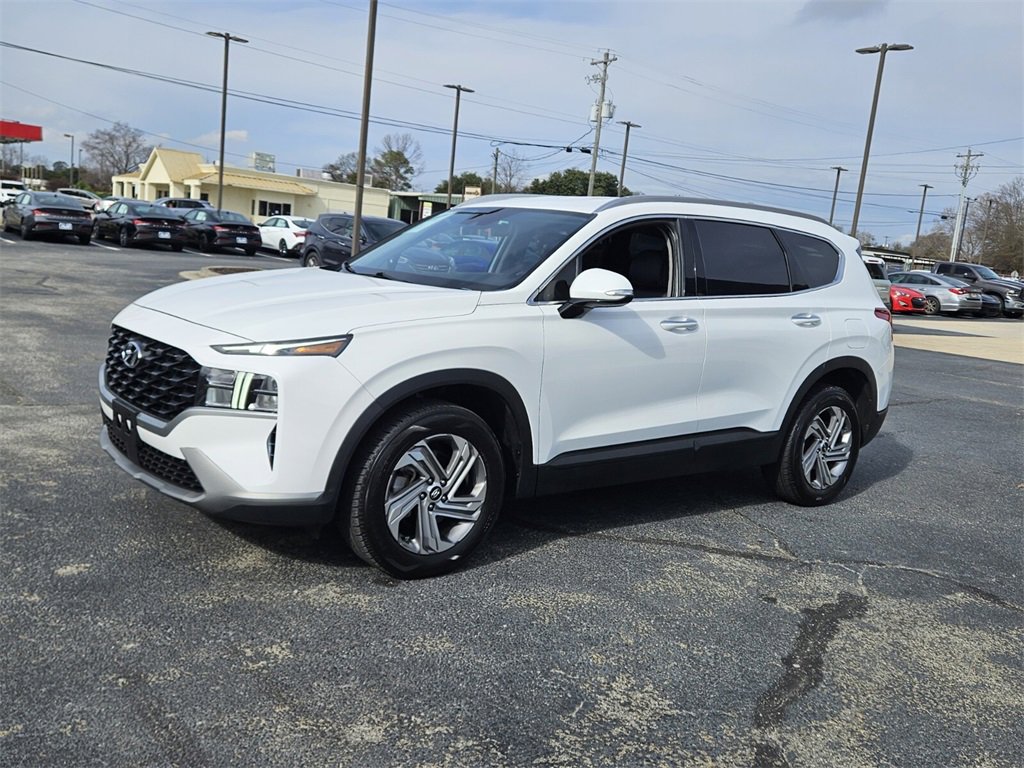 Used 2023 Hyundai Santa Fe SEL image 3