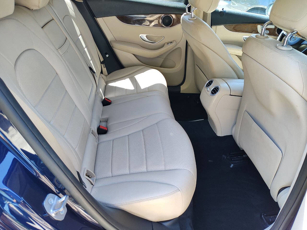 Used 2017 Mercedes-Benz GLC 300 image 43