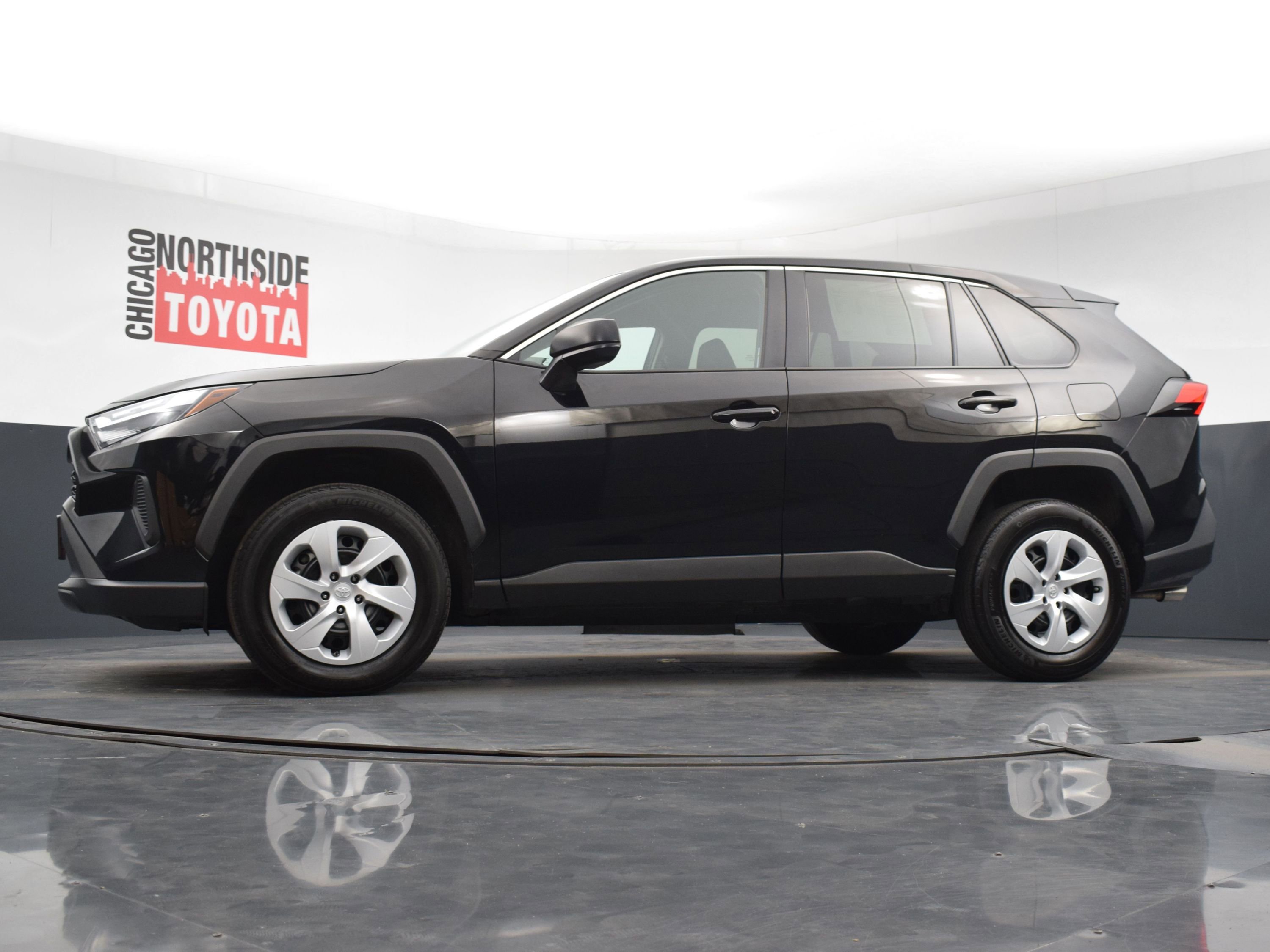 Used 2024 Toyota RAV4 LE image 24