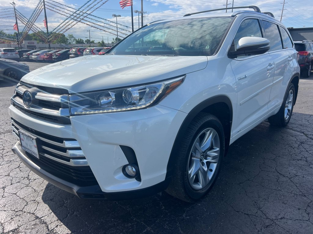Used 2017 Toyota Highlander Limited AWD/4WD image 3