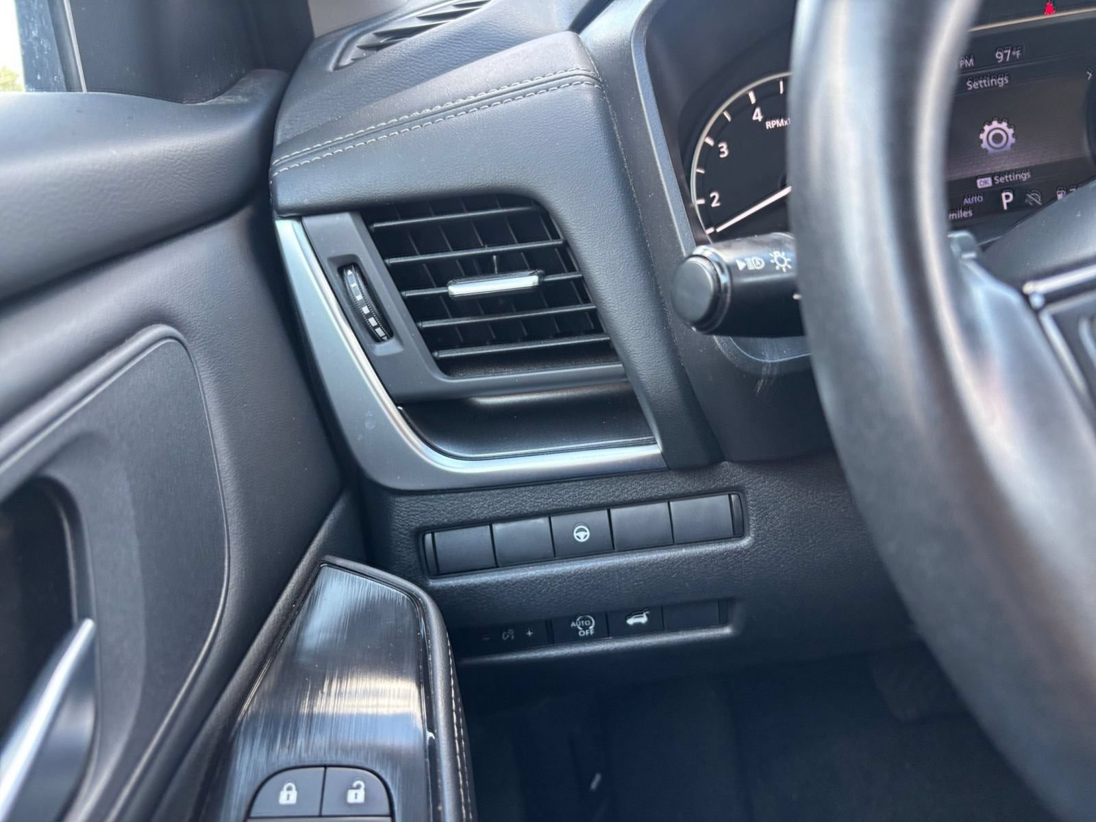 Used 2026 Nissan Rogue SV AWD/4WD image 35