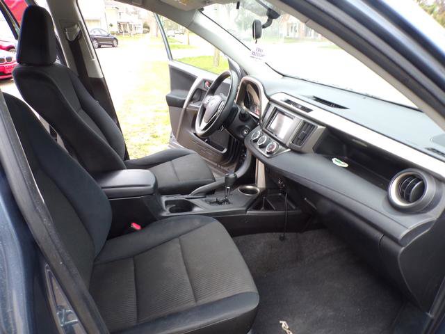 Used 2014 Toyota RAV4 LE image 14