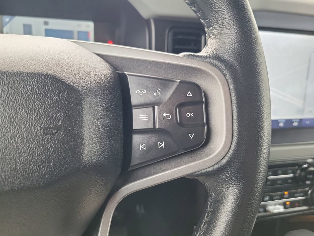 Used 2022 Ford Bronco Badlands image 23