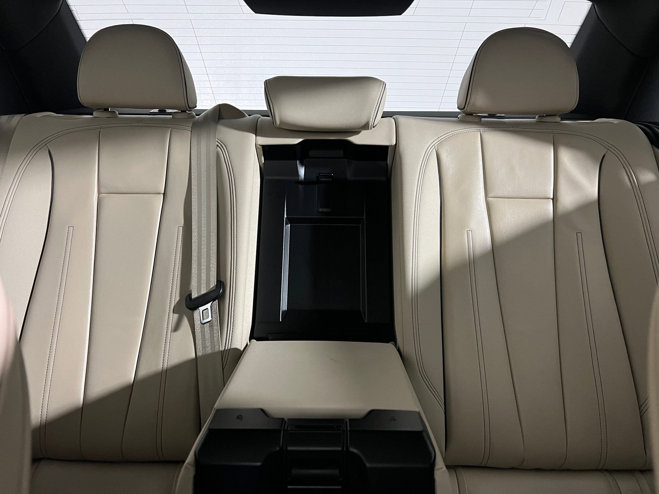 Used 2023 Audi A4 2.0T Premium image 31