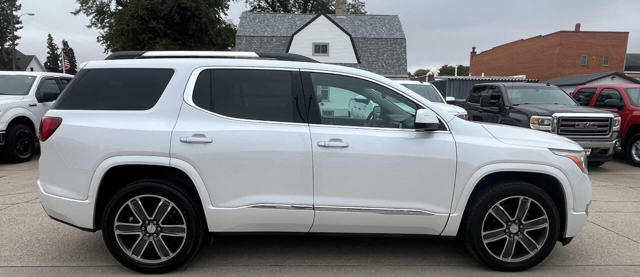 Used 2018 GMC Acadia Denali w/ LPO, Cargo Package image 6