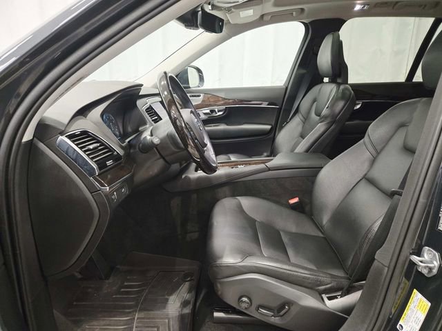 Used 2016 Volvo XC90 T6 Momentum w/ Momentum Plus Package image 9