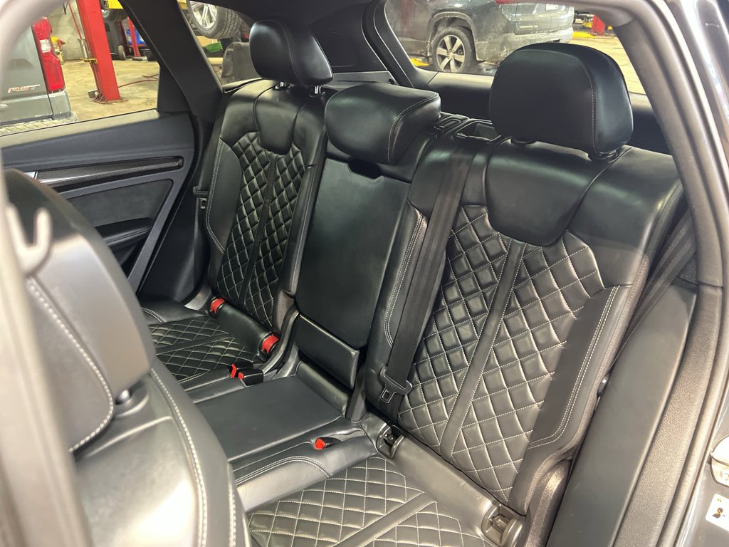 Used 2020 Audi SQ5 Prestige image 36