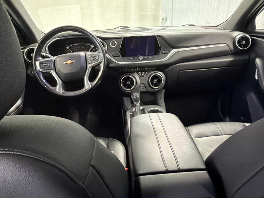 Certified 2019 Chevrolet Blazer LT w/ Sun and Wheels Package AWD/4WD image 3