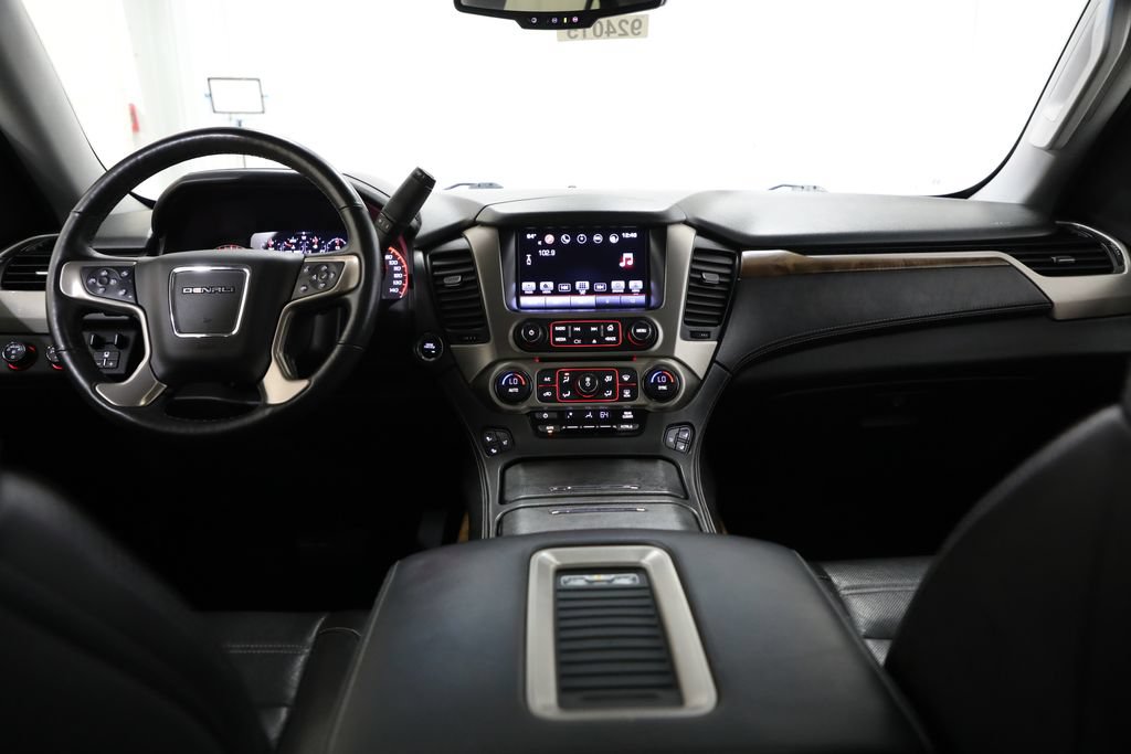 Used 2016 GMC Yukon Denali w/ Open Road Package AWD/4WD image 2
