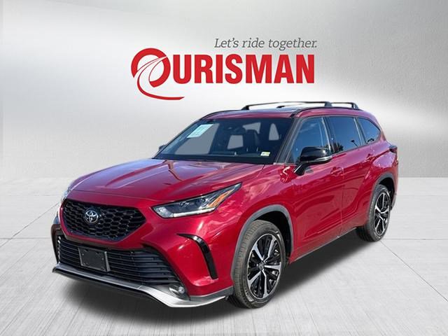 Used 2022 Toyota Highlander XSE image 5
