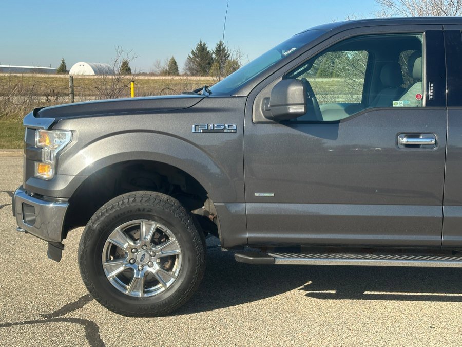 Used 2015 Ford F150 XLT w/ Equipment Group 301A Mid AWD/4WD image 4