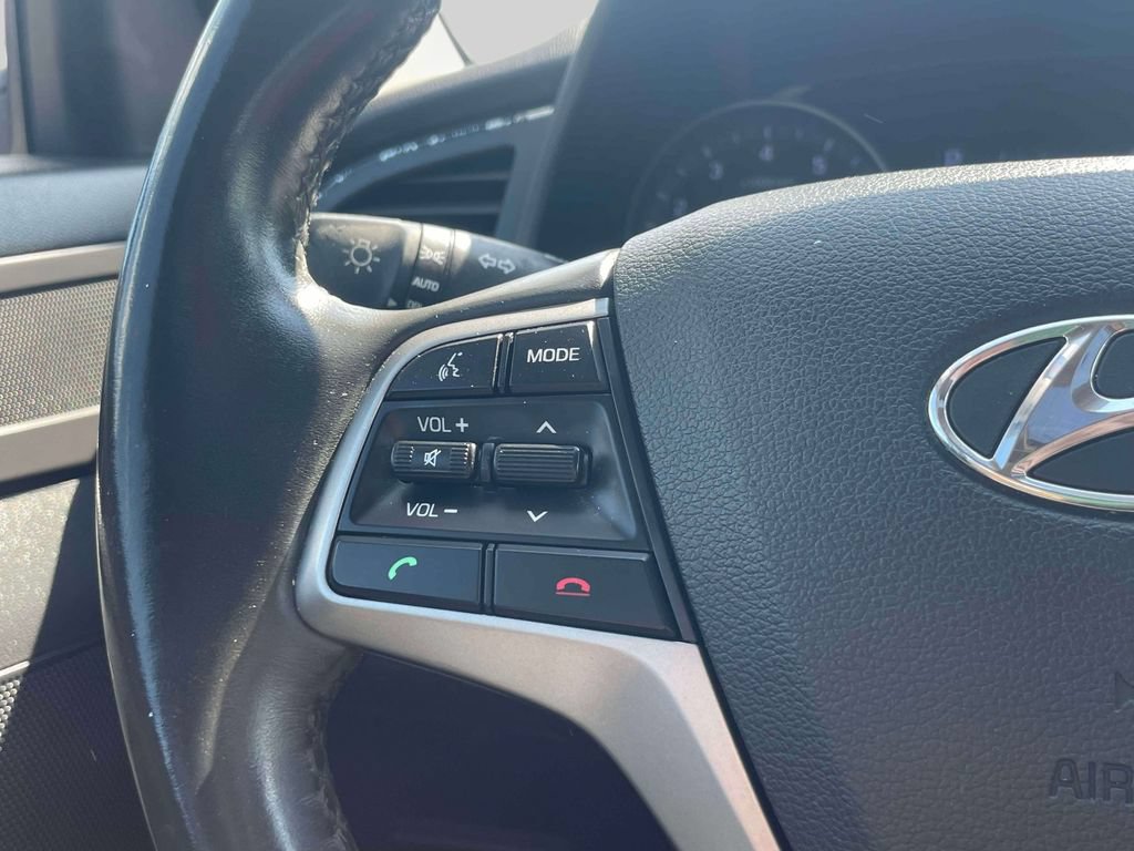 Used 2018 Hyundai Elantra Value Edition FWD image 20