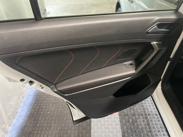 Certified 2024 Volkswagen Tiguan Wolfsburg Edition AWD/4WD image 11