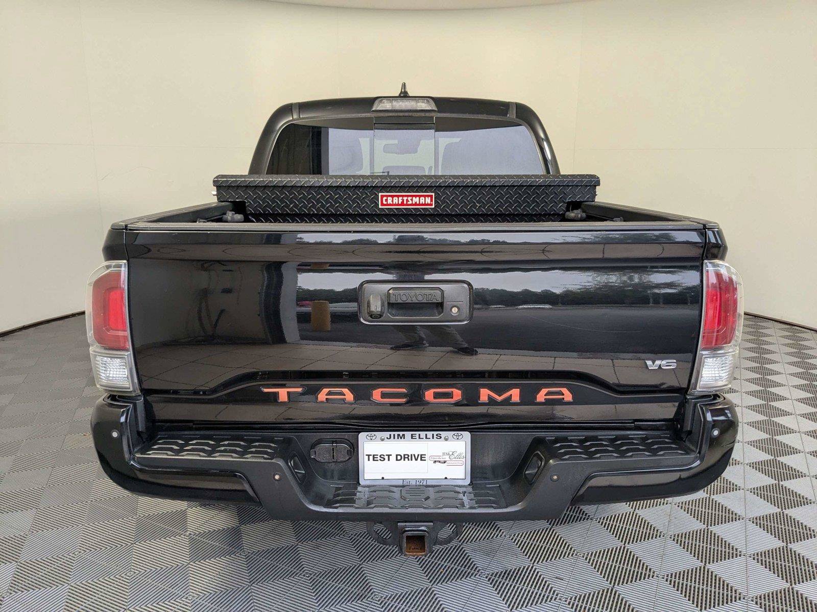 Used 2021 Toyota Tacoma TRD Off-Road w/ Technology Package AWD/4WD image 6