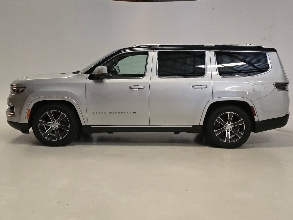 Used 2022 Jeep Grand Wagoneer Series I AWD/4WD image 3