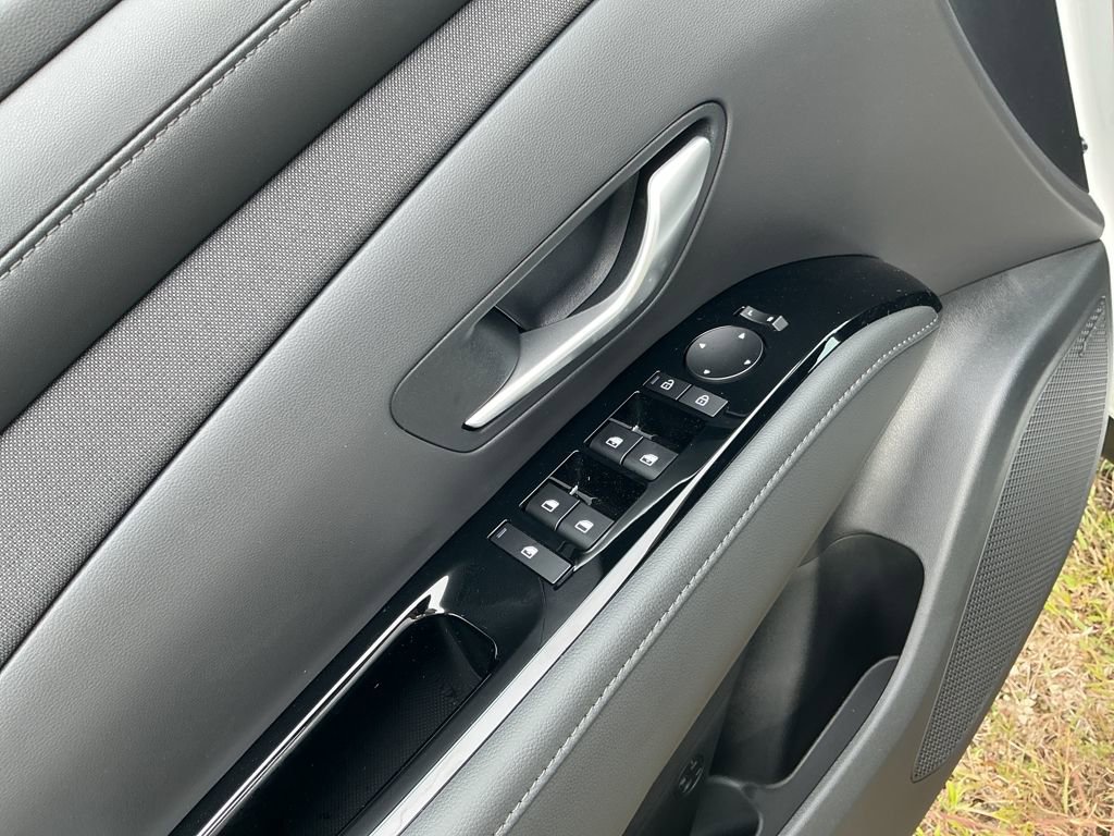 New 2026 Hyundai Santa Cruz Limited image 13