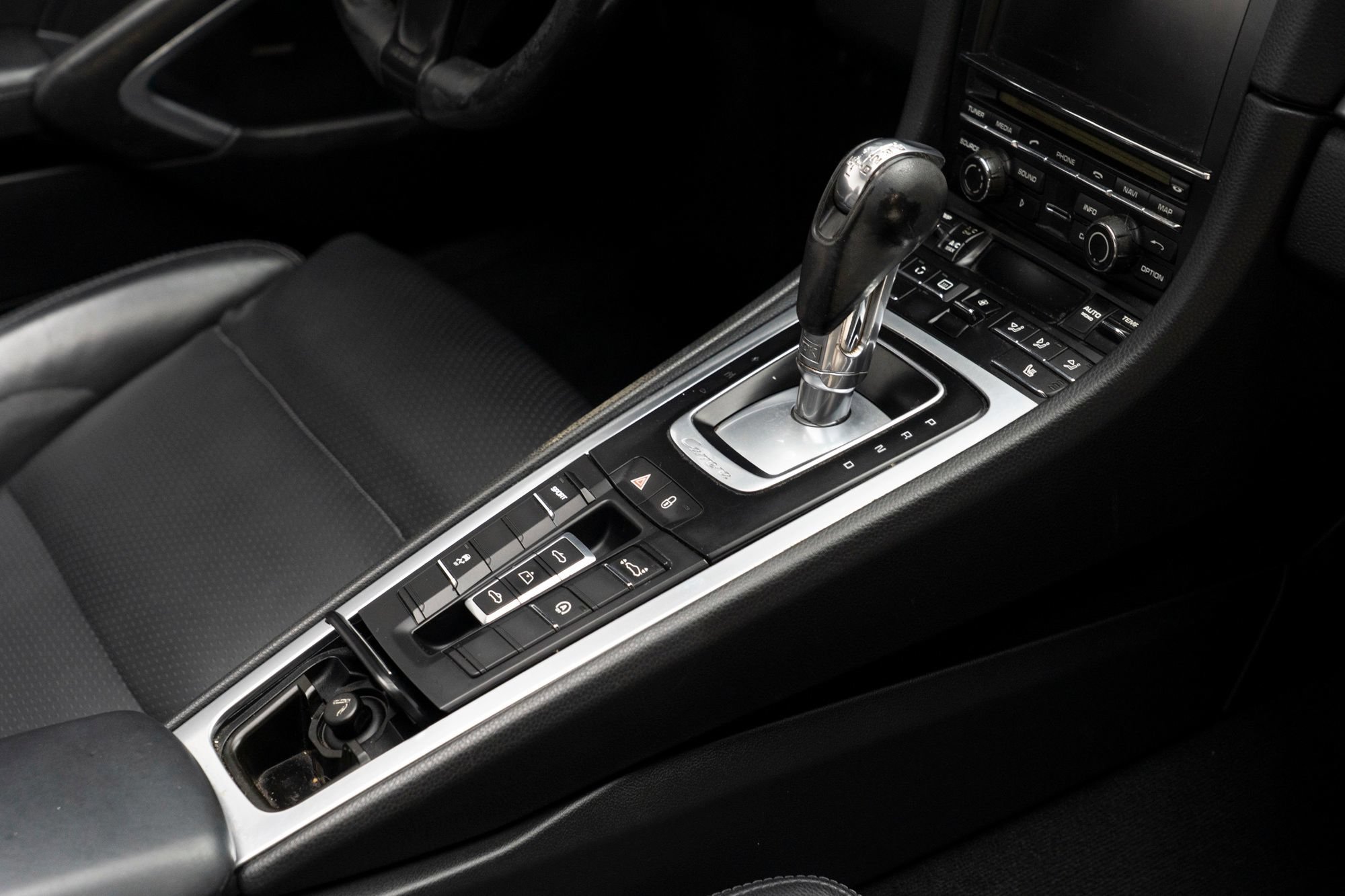 Used 2013 Porsche 911 Carrera 4 AWD/4WD image 18