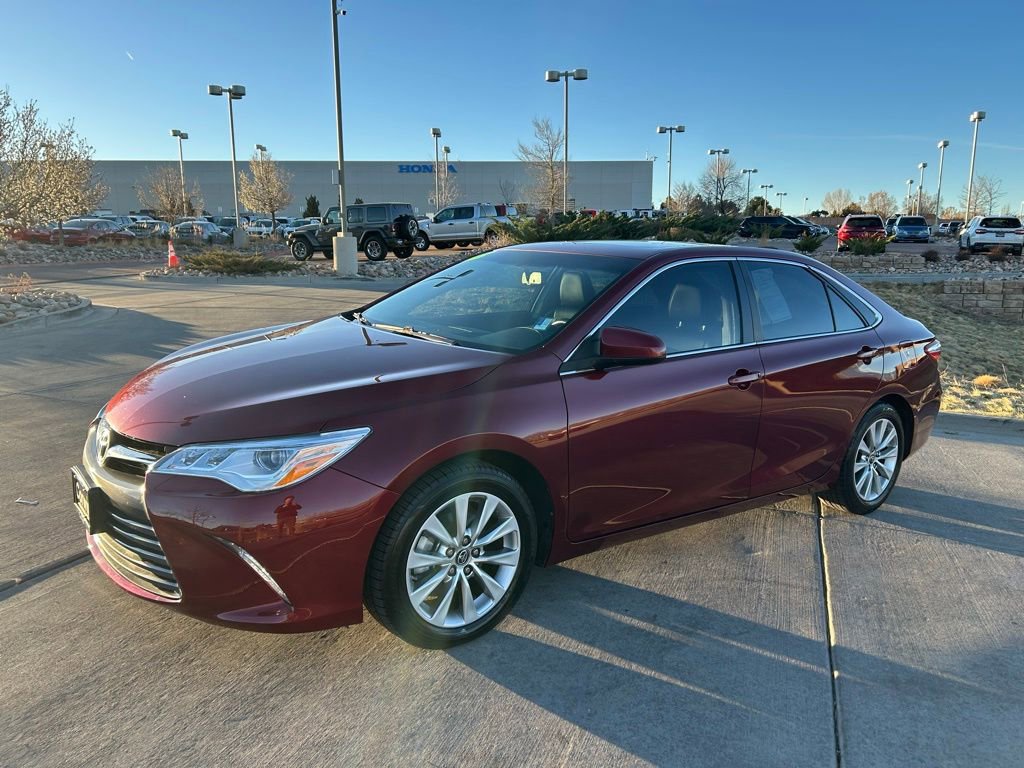 Used 2016 Toyota Camry XLE image 3