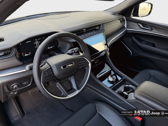 New 2026 Jeep Grand Cherokee Limited RWD image 27