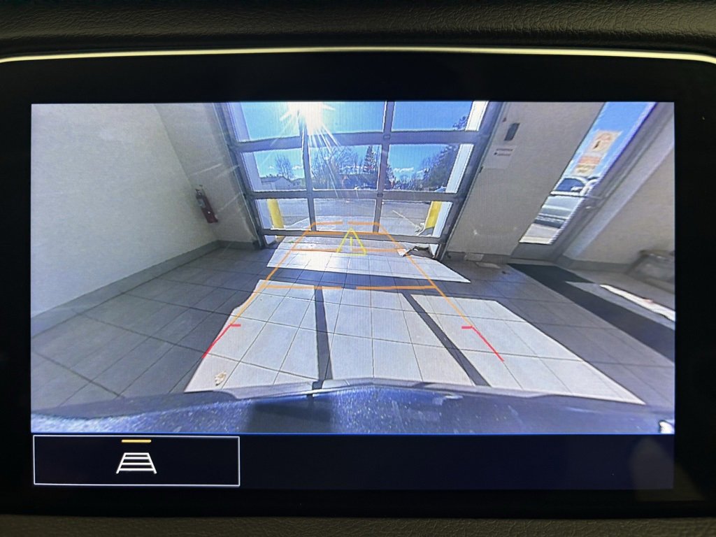 Certified 2022 Cadillac XT4 Luxury image 5