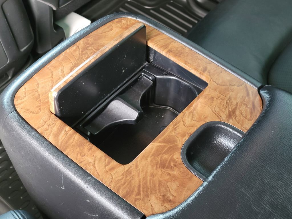 Used 2022 Nissan Armada SL w/ Captain's Chairs Package image 22