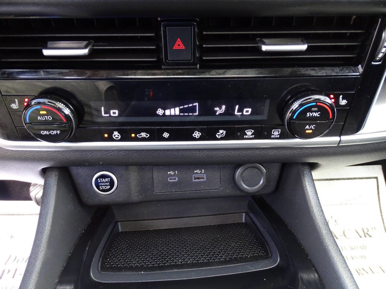 Used 2021 Nissan Rogue SV image 27