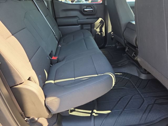 Used 2020 Chevrolet Silverado 1500 Custom w/ Custom Value Package AWD/4WD image 27