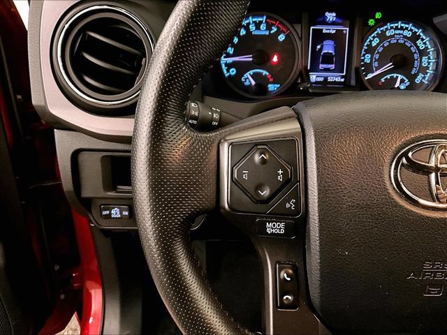 Used 2019 Toyota Tacoma TRD Sport AWD/4WD image 17