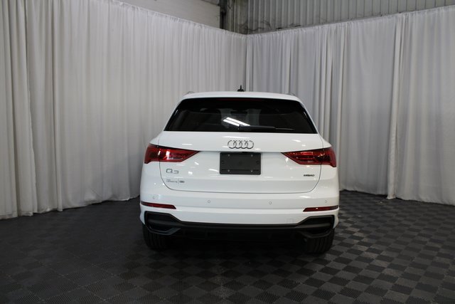 New 2025 Audi Q3 2.0T Premium image 25