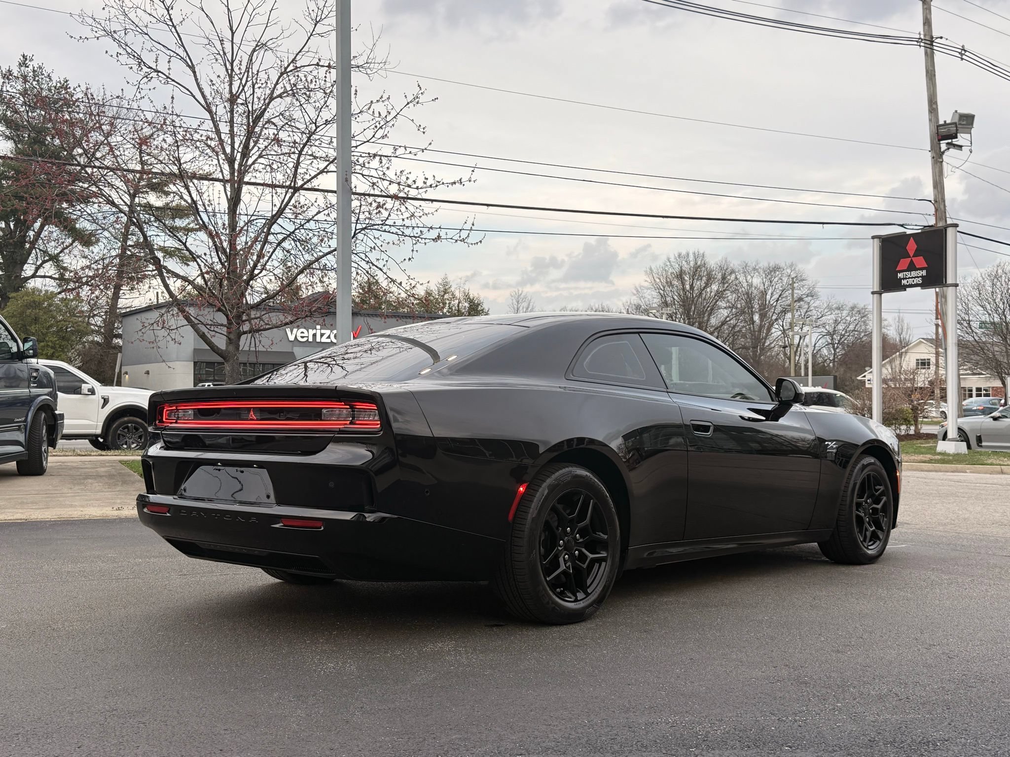 Used 2025 Dodge Charger Daytona R/T w/ Quick Order Package 25M R/T AWD/4WD image 4