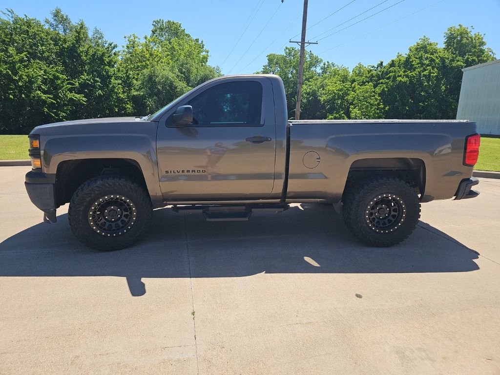 Used 2014 Chevrolet Silverado 1500 W/T RWD image 2