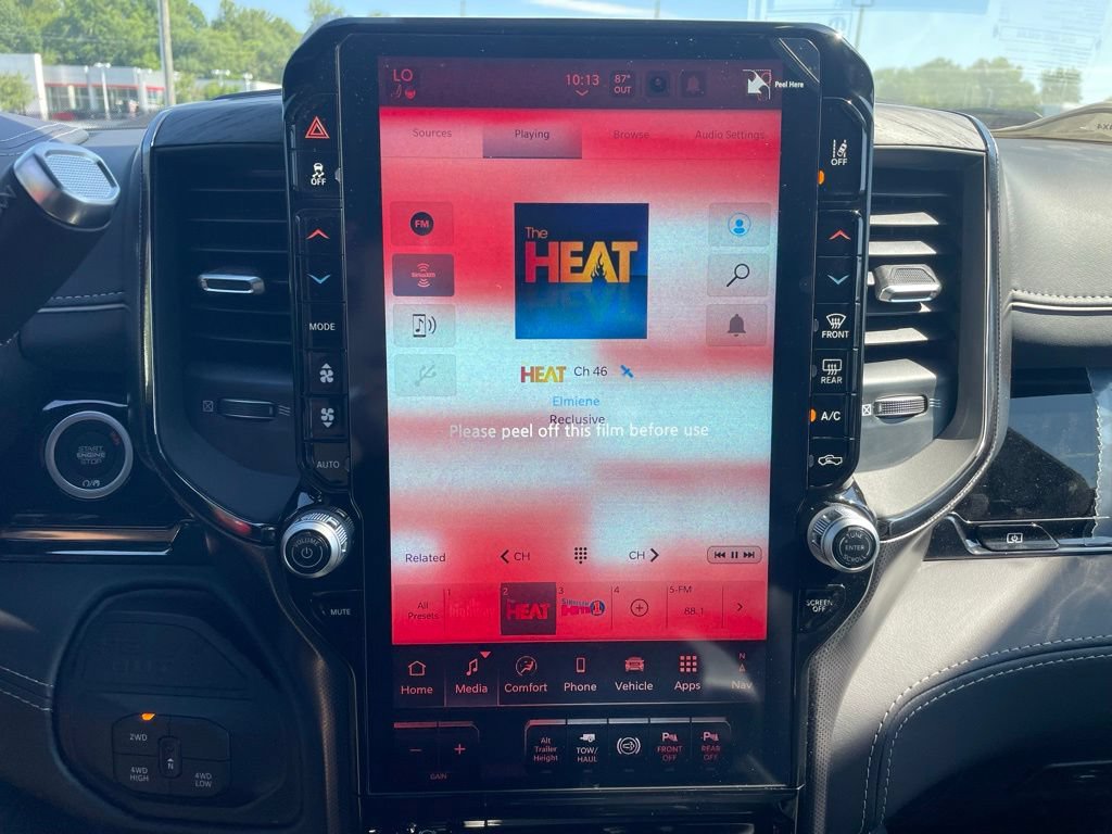New 2026 RAM 2500 Limited AWD/4WD image 23