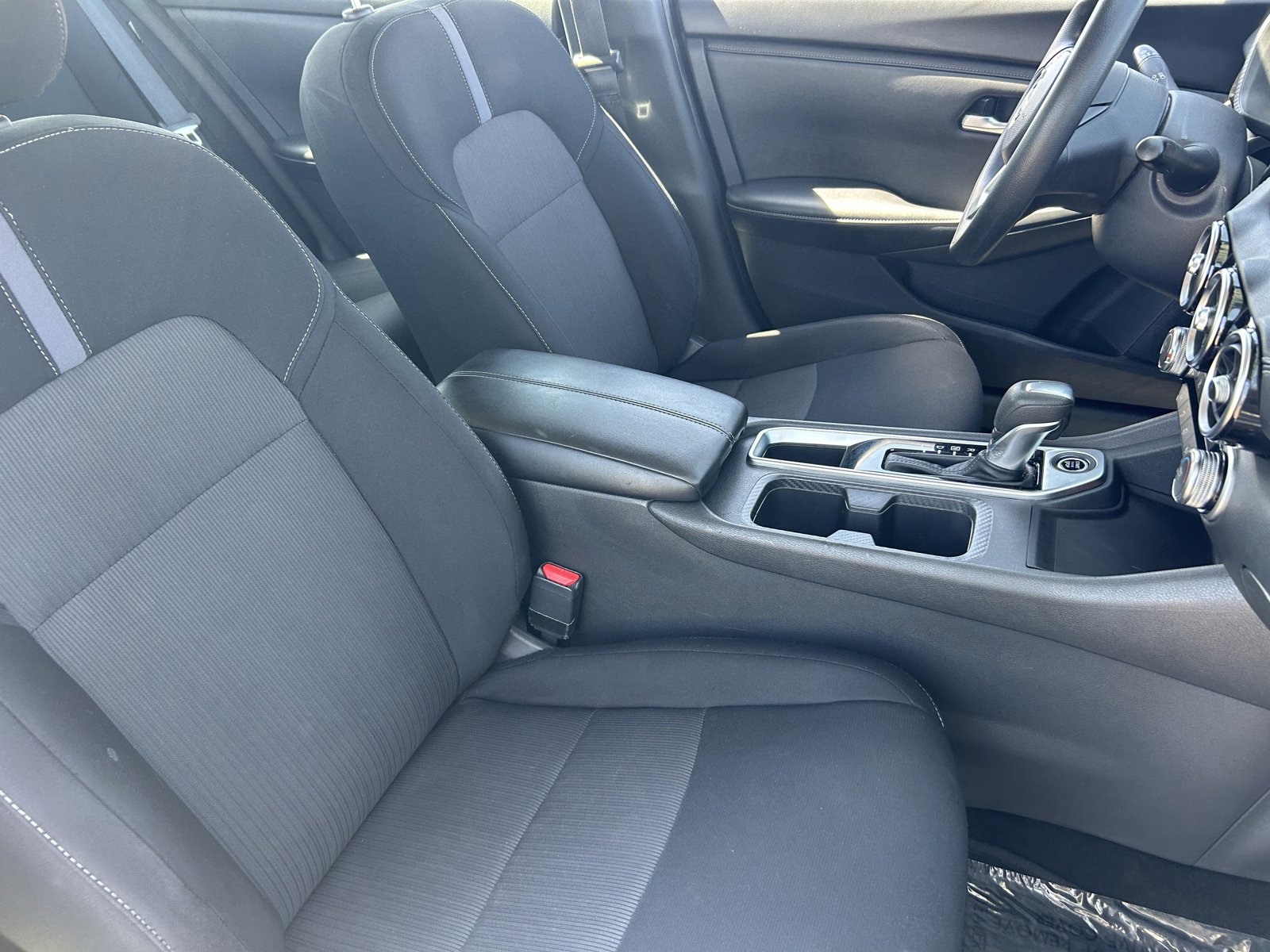 Used 2024 Nissan Sentra SV FWD image 10