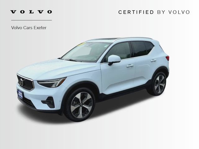 Certified 2024 Volvo XC40 B5 Plus w/ Climate Package AWD/4WD image 4