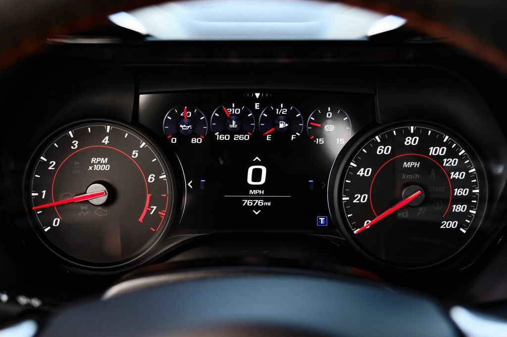 Used 2022 Chevrolet Camaro ZL1 RWD image 17