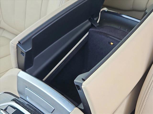 Used 2021 BMW X7 xDrive40i w/ M Sport Package image 15