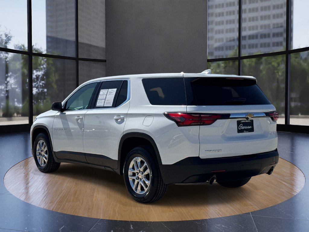 Used 2022 Chevrolet Traverse LS FWD image 5