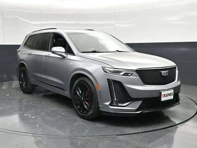 Used 2024 Cadillac XT6 Sport w/ LPO, Onyx Lite Package AWD/4WD image 6