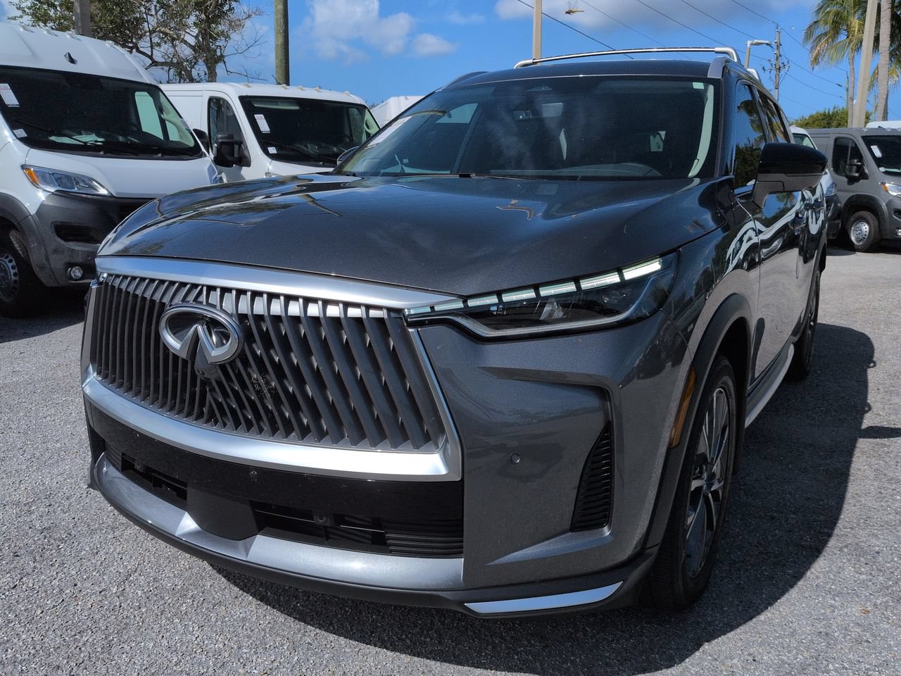 Used 2026 INFINITI QX60 Luxe w/ Cargo Package FWD image 9