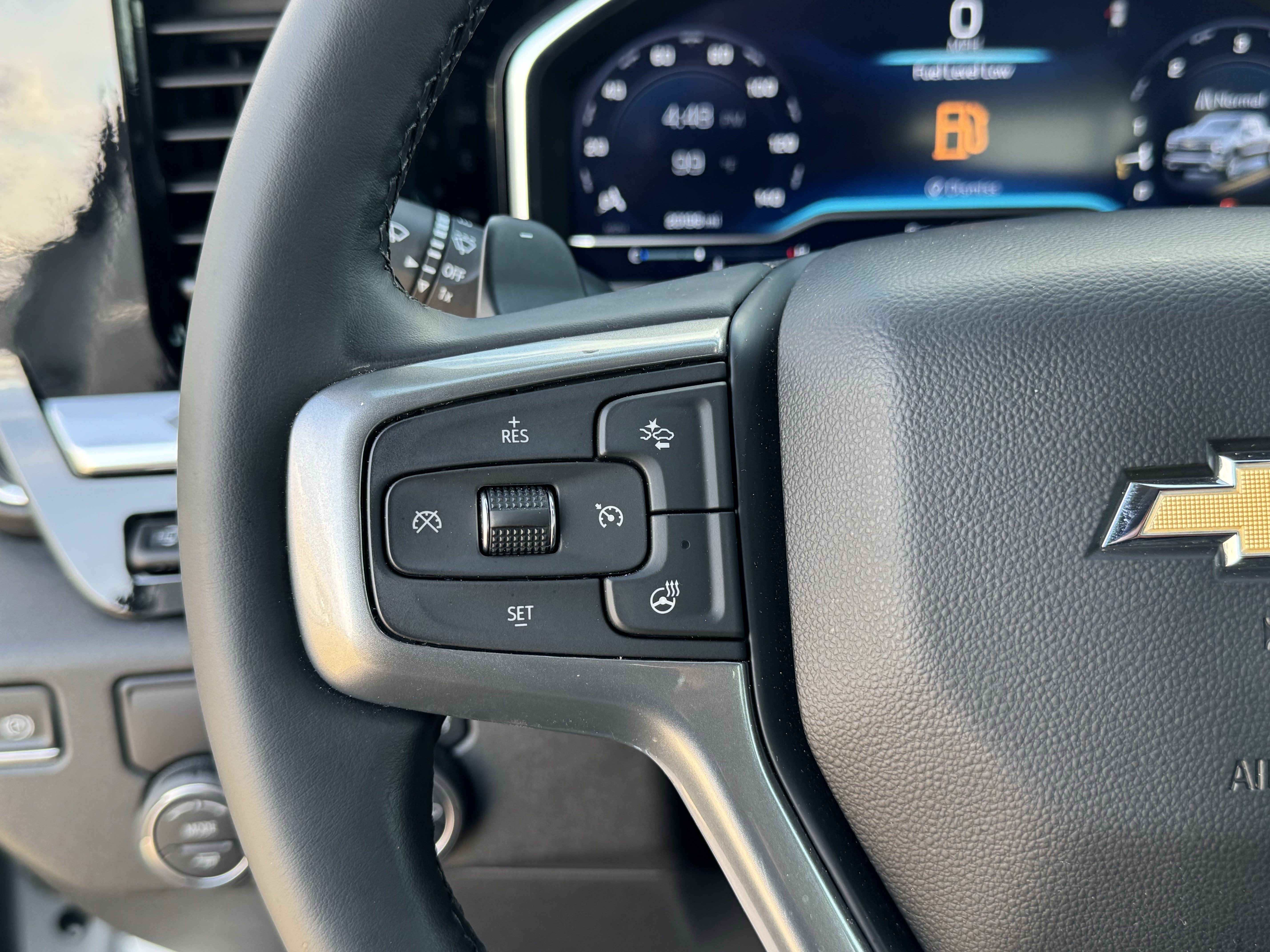 Used 2024 Chevrolet Silverado 1500 LTZ w/ LTZ Premium Texas Edition RWD image 33