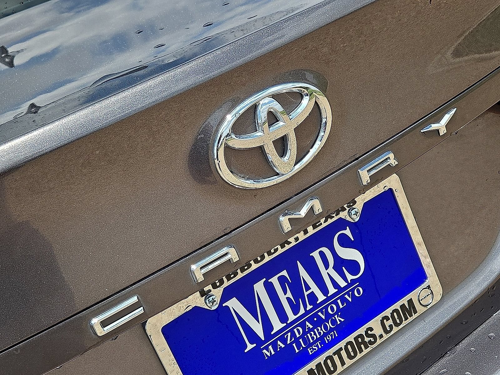 Used 2024 Toyota Camry LE FWD image 11