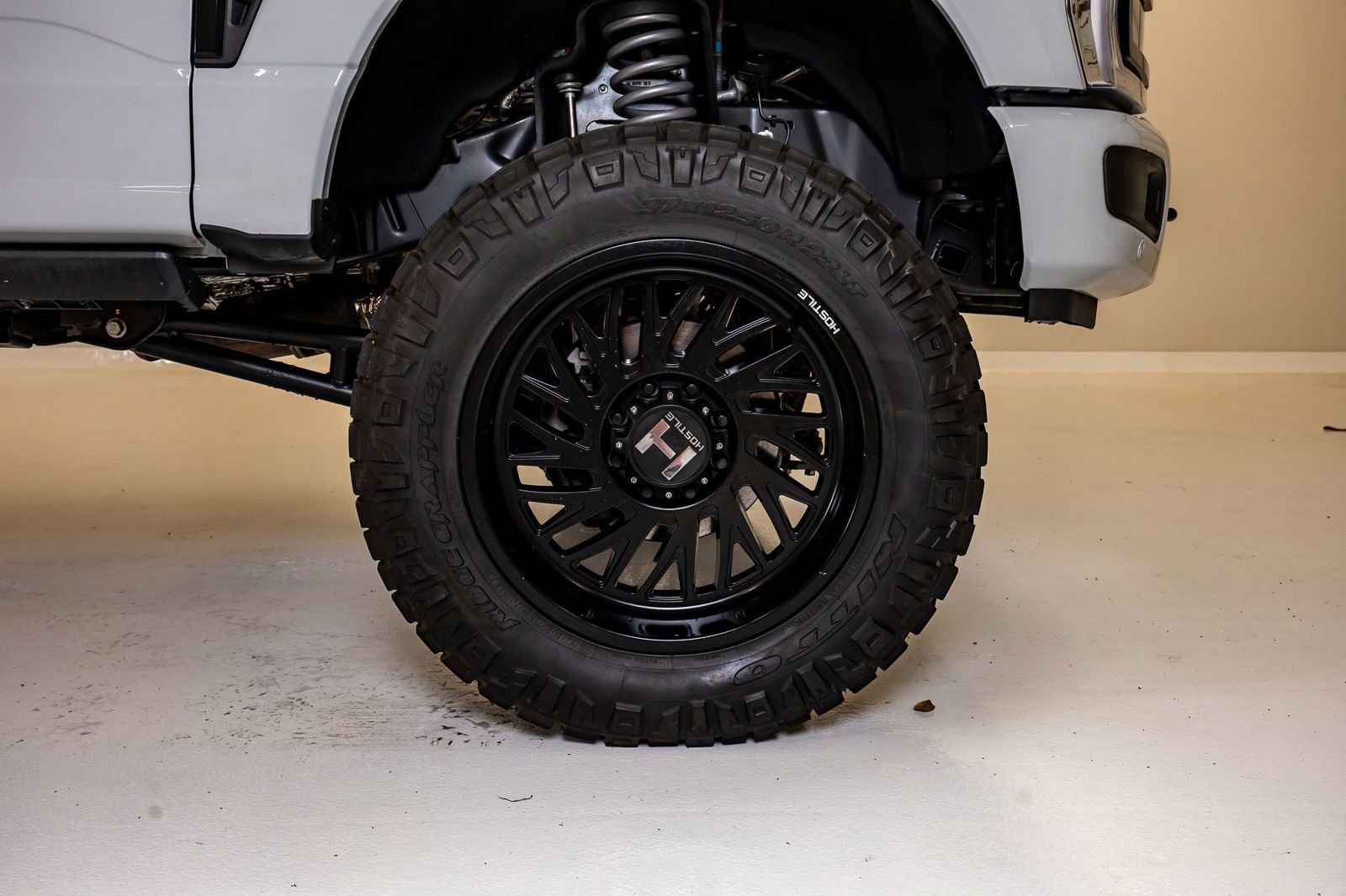 Used 2026 Ford F250 Lariat w/ Tremor Off-Road Package AWD/4WD image 11