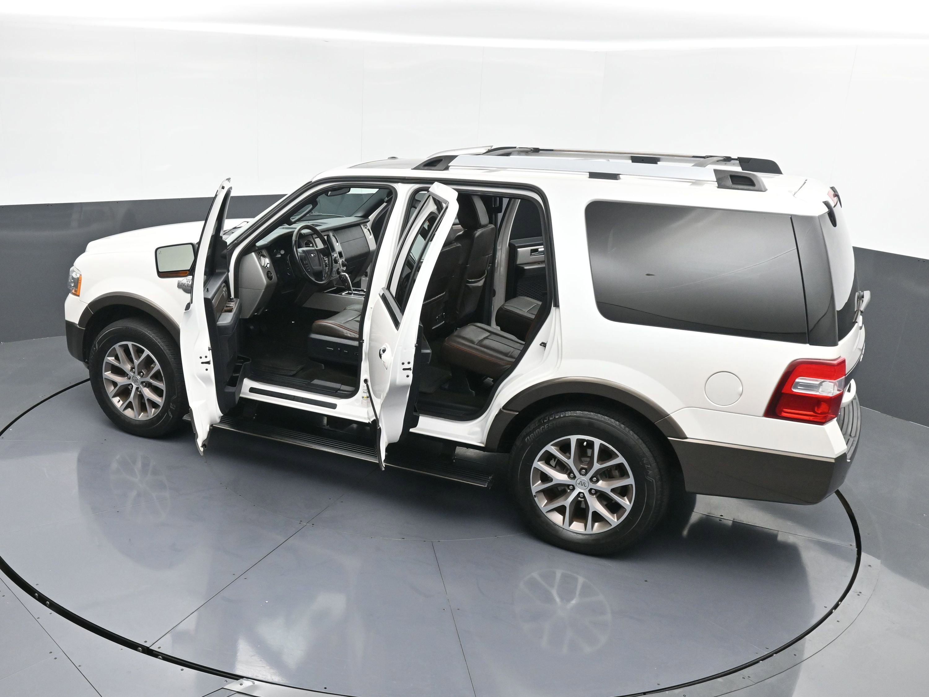 Used 2016 Ford Expedition King Ranch image 47