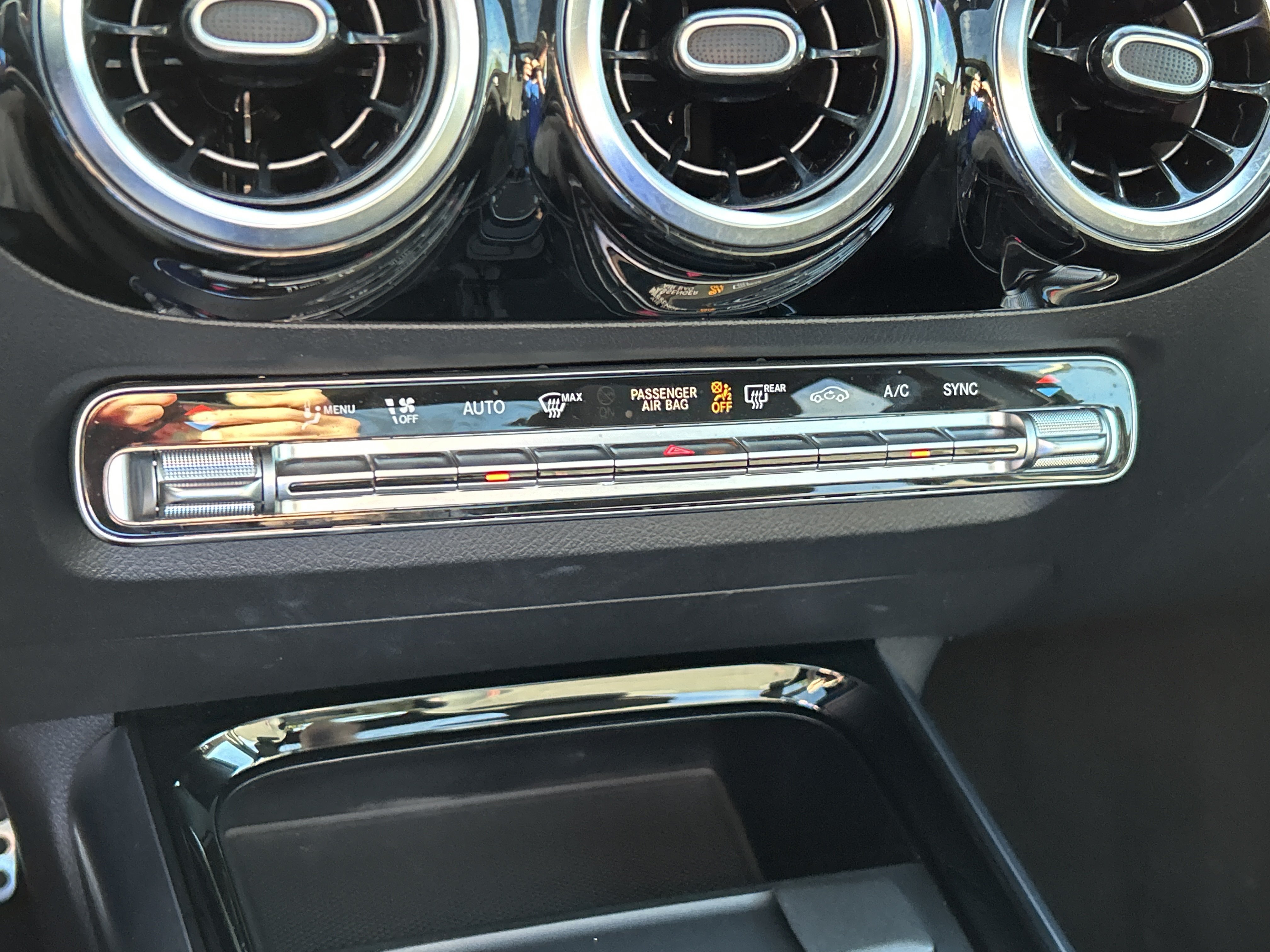 Certified 2021 Mercedes-Benz GLA 250 4MATIC image 33