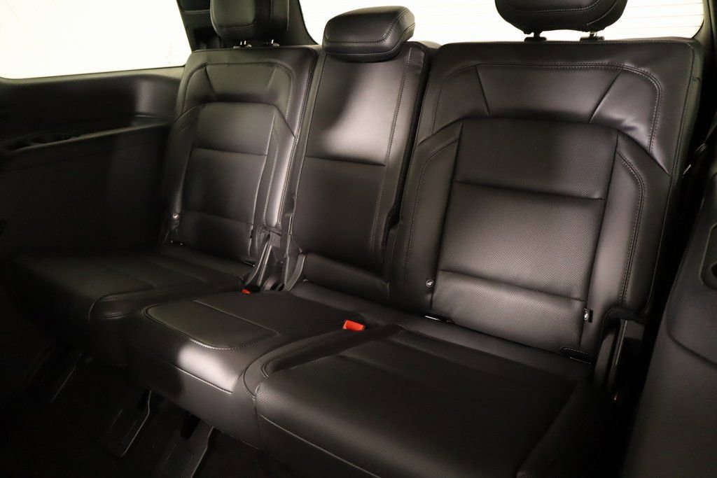 New 2025 Lincoln Navigator Reserve w/ Jet Appearance Package image 13